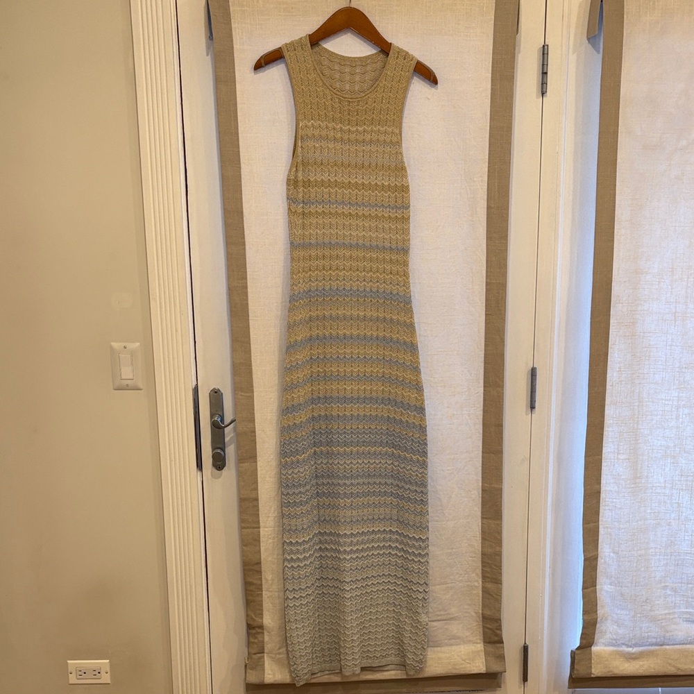 Elegant Sleeveless Sandro Knit Dress